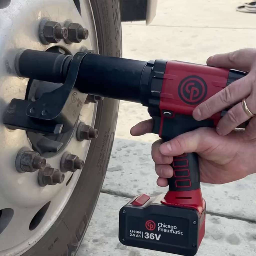Chicago Pneumatic | Battery-Powered Cordless Nutrunner Torque Wrench for Truck Tire Service (CP8613WT)