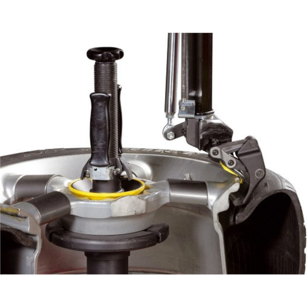 Standard bottom bead demounting procedure with mount/demount head
Rapid bottom bead demounting procedure with bead breaker disc (particularly useful with stiff sidewalls)