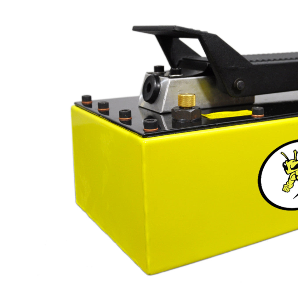 ESCO | Yellow Jackit 5 Quart Metal Reservoir Air Hydraulic Pump (10877)