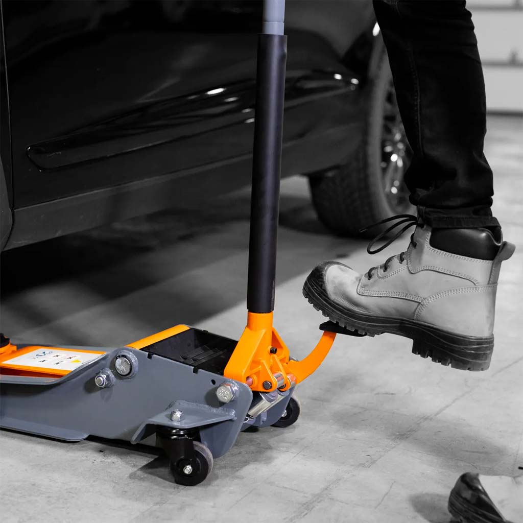 Martins | Professional Low Profile 2-Ton Floor Jack (MFJ-P2T)