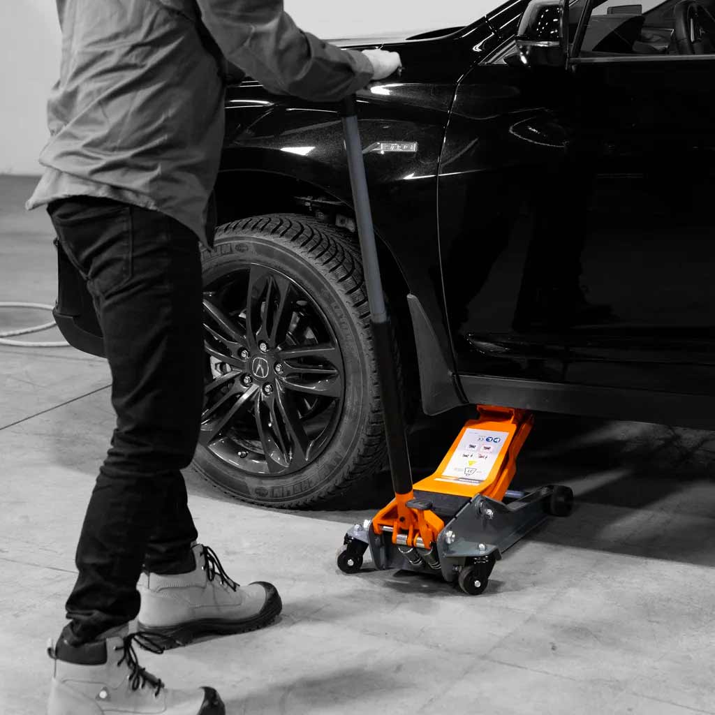 Martins | Professional Low Profile 2-Ton Floor Jack (MFJ-P2T)