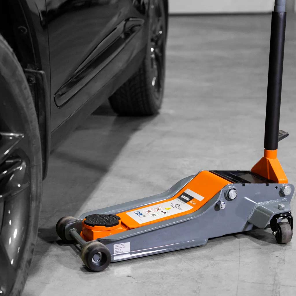 Martins | Professional Low Profile 3-Ton Floor Jack (MFJ-P3T)