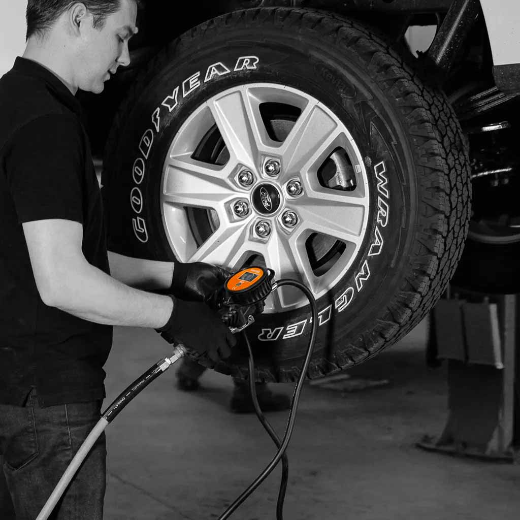 Martins MH-30 | Flate Mate Handheld Digital Tire Inflator