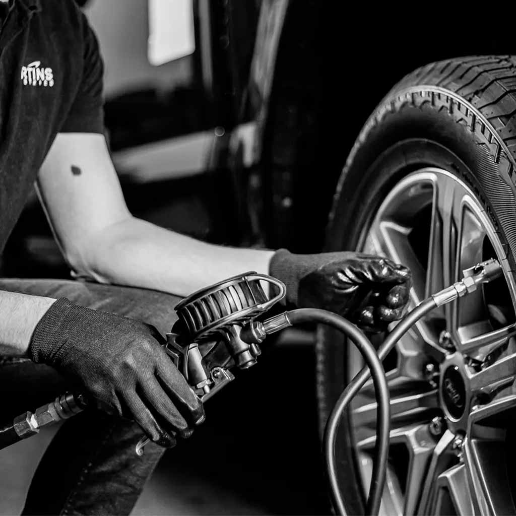 Martins MH-31-PSI | Flate Mate Analog Handheld Tire Inflator