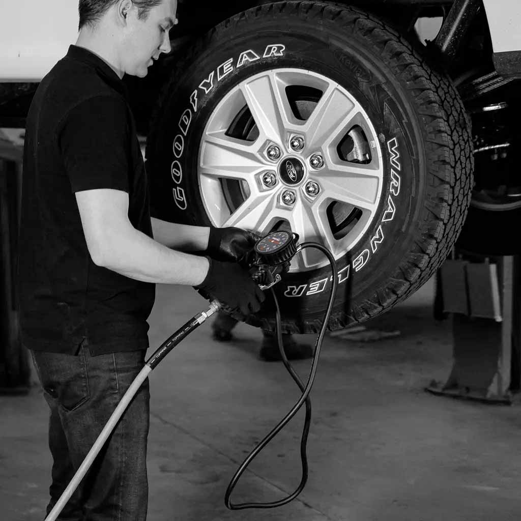 Martins MH-31-PSI | Flate Mate Analog Handheld Tire Inflator