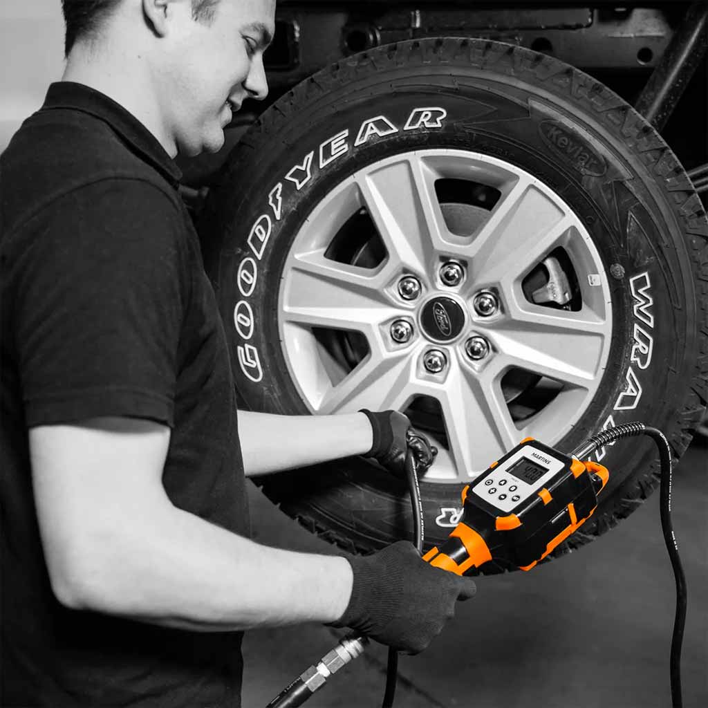 Martins | Flatematic Handheld Automatic Digital Tire Inflator (MHA-100)