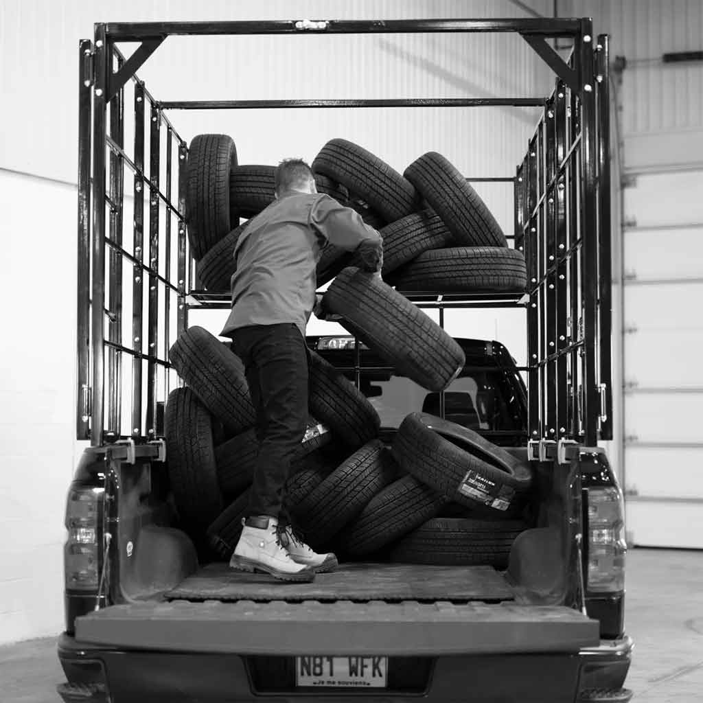 Martins | Xpeditor M-100 Tire Transport Cage Assembly for Pickup Truck Beds (MPTX-100)