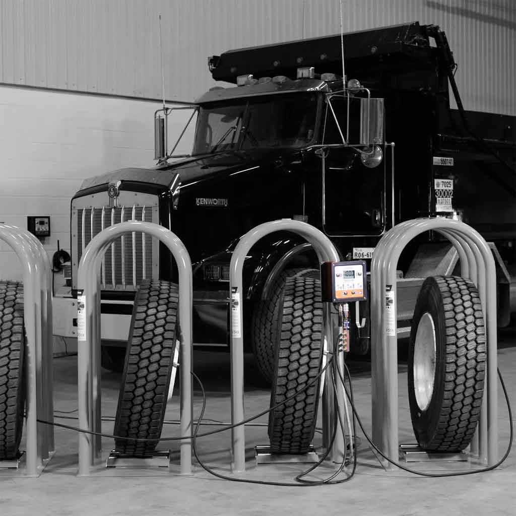 Martins | 4WAY Flatematic 4-Outlet Wall-Mounted Automatic Tire Inflator with Hoses (MW-60-4WAY)