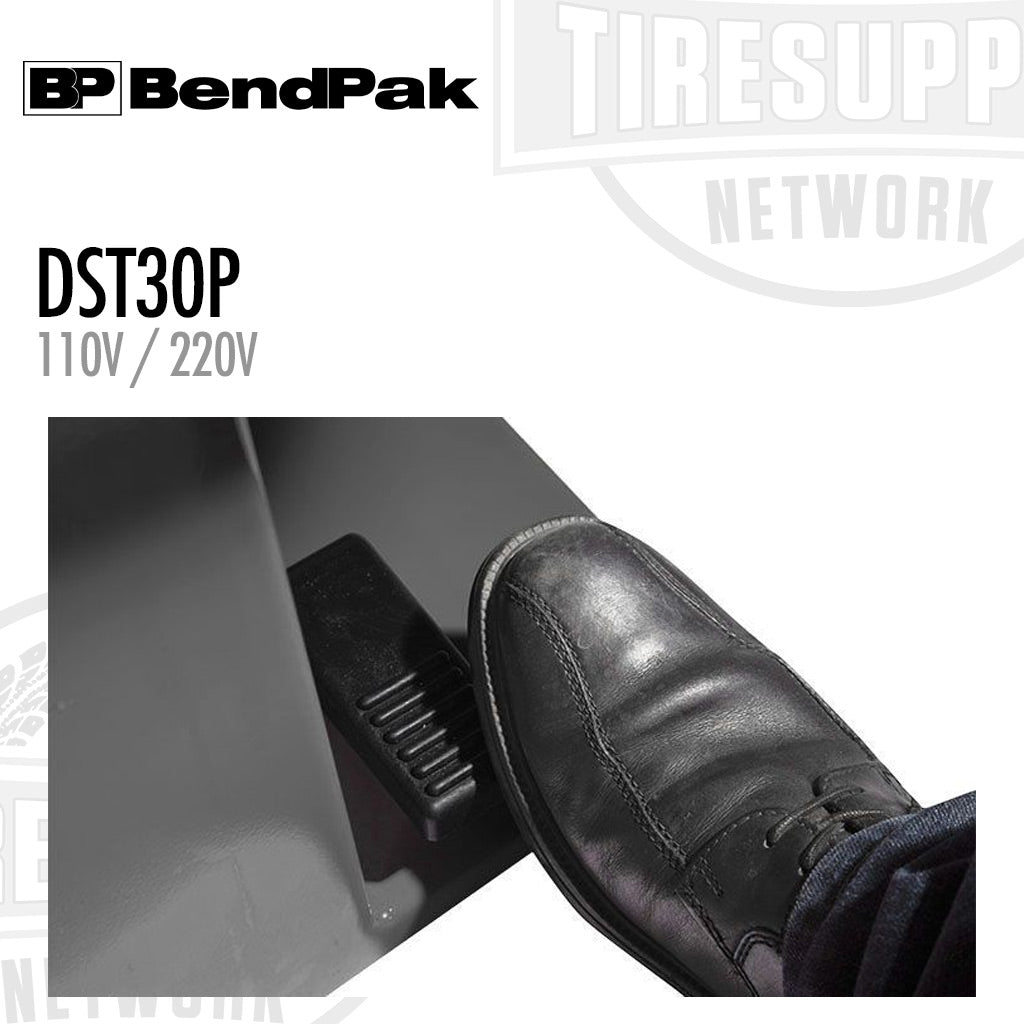 BendPak | Ranger DST30P Wheel Balancer, 40mm Shaft, 30″ Wheel Capacity (5140154)