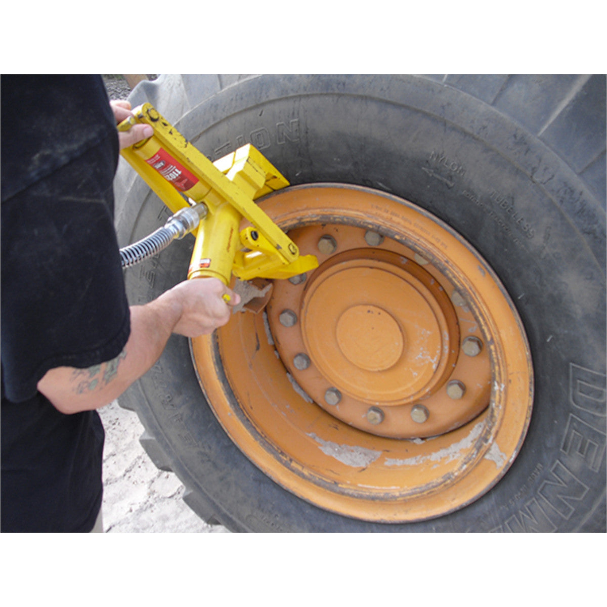 AME 11020 | Bead Breaker - Modified Combi – Tire Supply Network