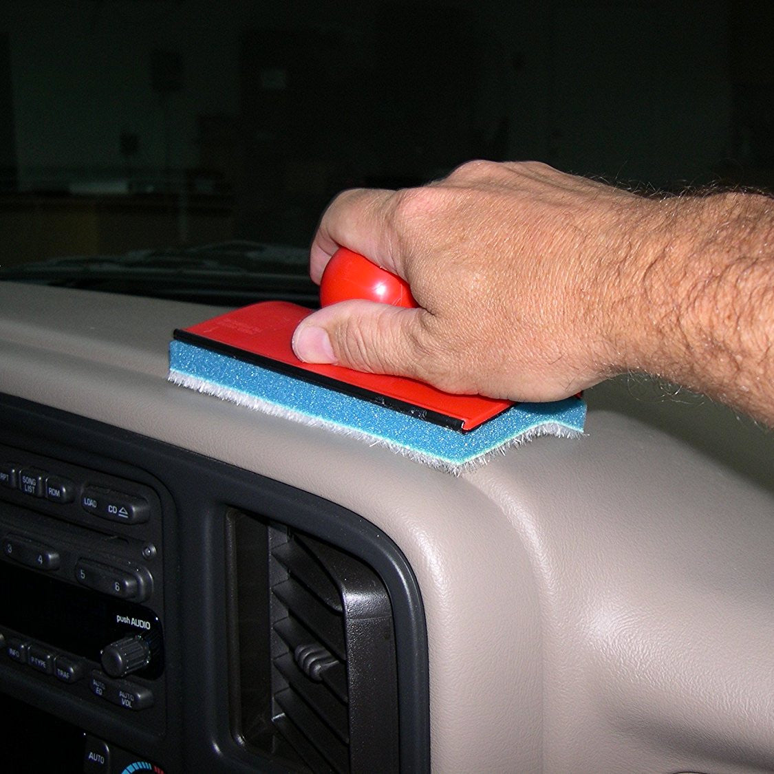 Tire Shine Applicator with Pad (BKAP)