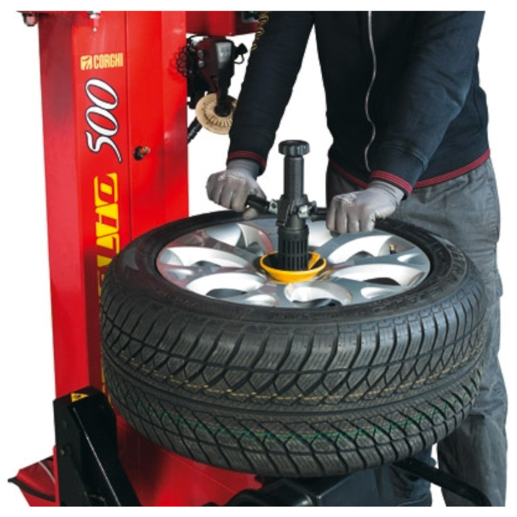 Axial mounting turntable allows quick, secure wheel clamping and bead breaking on both sides with no need to turn the wheel over (wheel gets clamped on the machine just once).