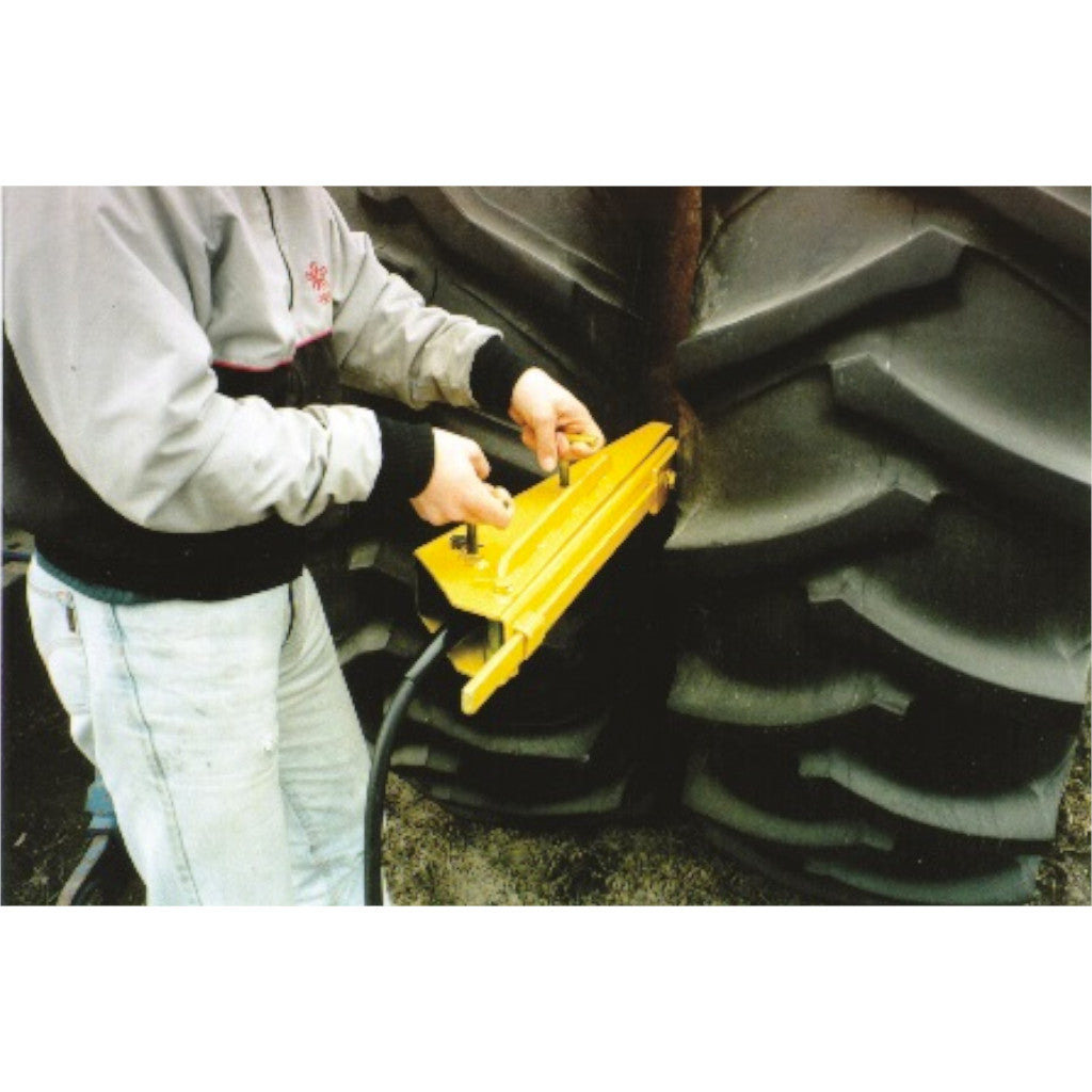ESCO 10106 Dual Agricultural Tractor Tire Bead Breaker