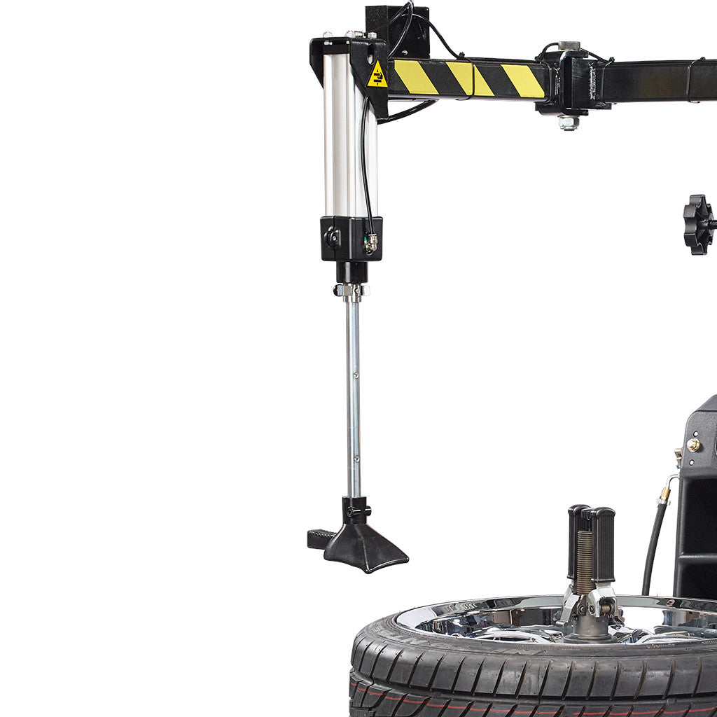 Hofmann Monty 8100S SmartSpeed Center-Post Swing-Arm Tire Changer