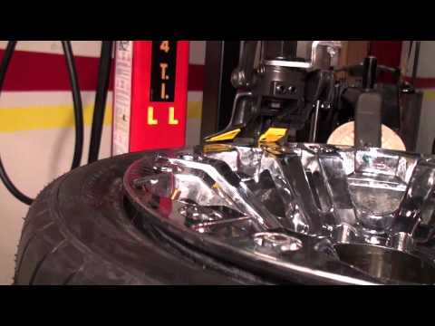 Corghi | Electric Tilt-Back Leverless Tire Changer with Helper Assist Arm (A2024LL)