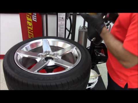Corghi | Artiglio Master J Touchless Electric Tire Changer with BPT Helper Assist Arm (MASTER-J)