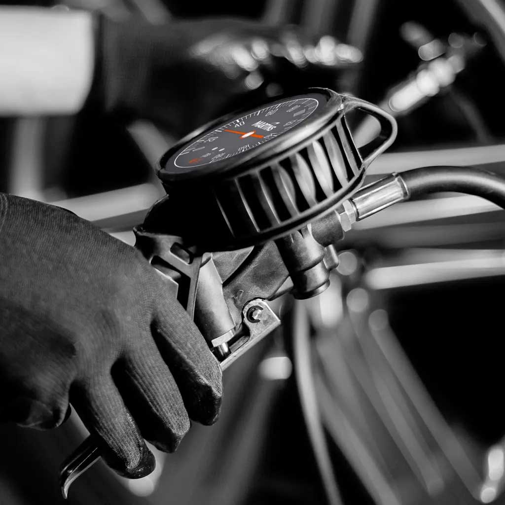 Martins MH-31-PSI | Flate Mate Analog Handheld Tire Inflator